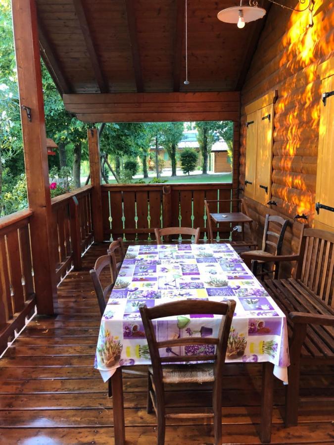 Chalet B&B Laghetti Martina Crevalcore Exterior photo